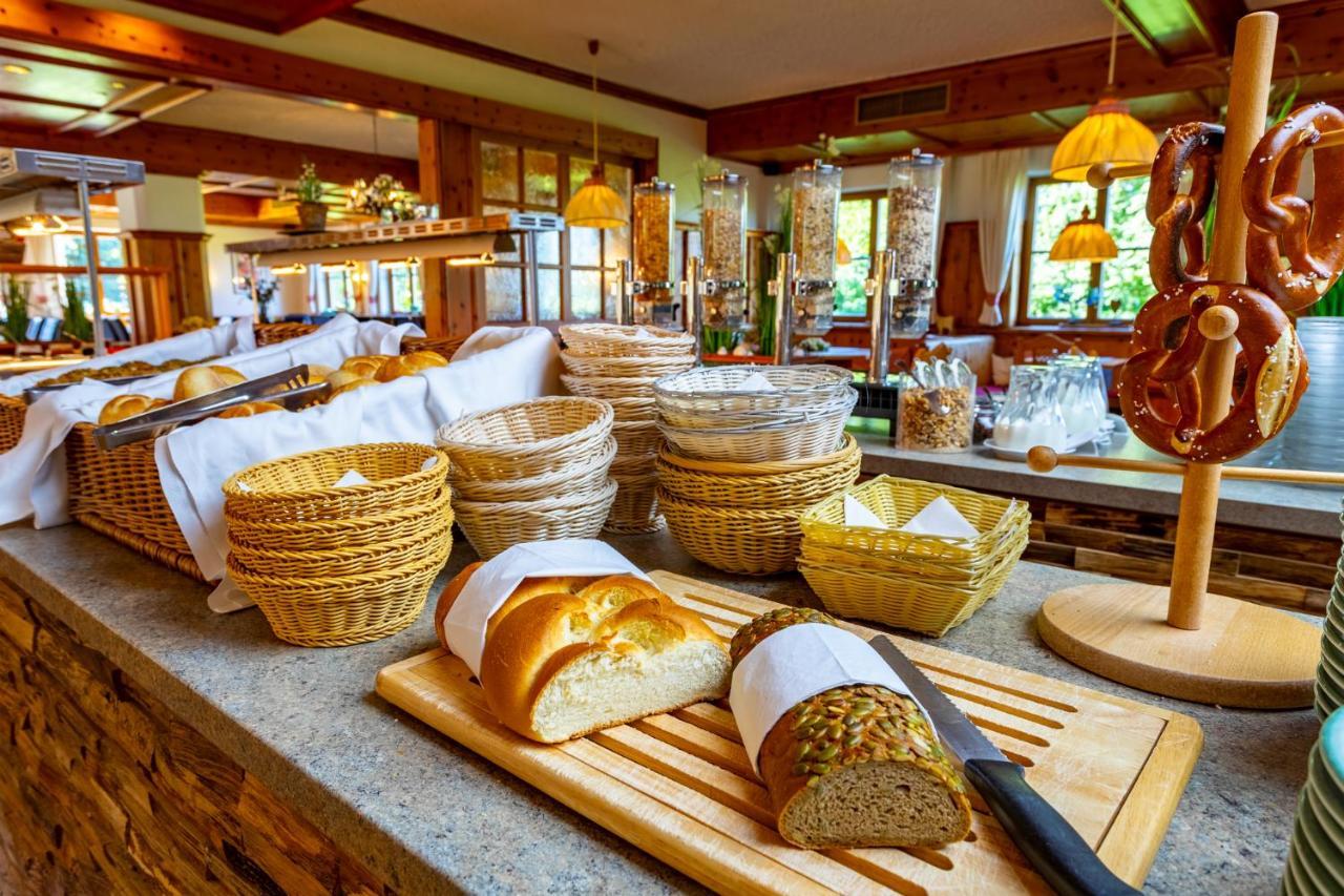 Das Wiesgauer - Alpenhotel Inzell Buitenkant foto